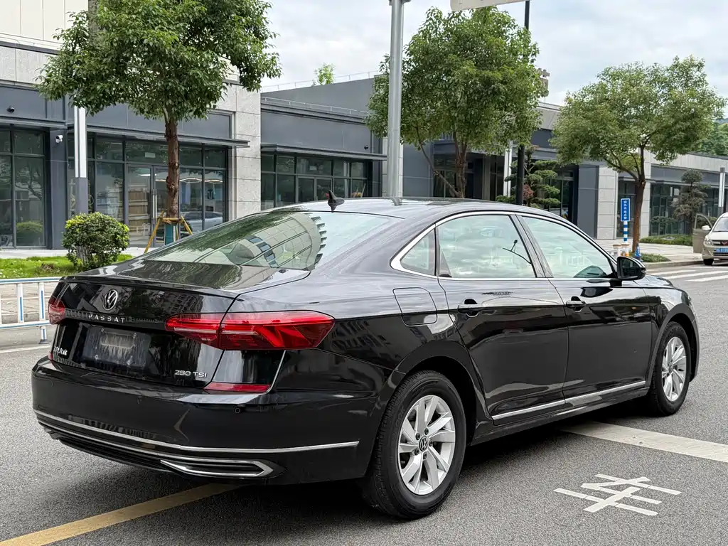 Passat 2021 280TSI Business Edition