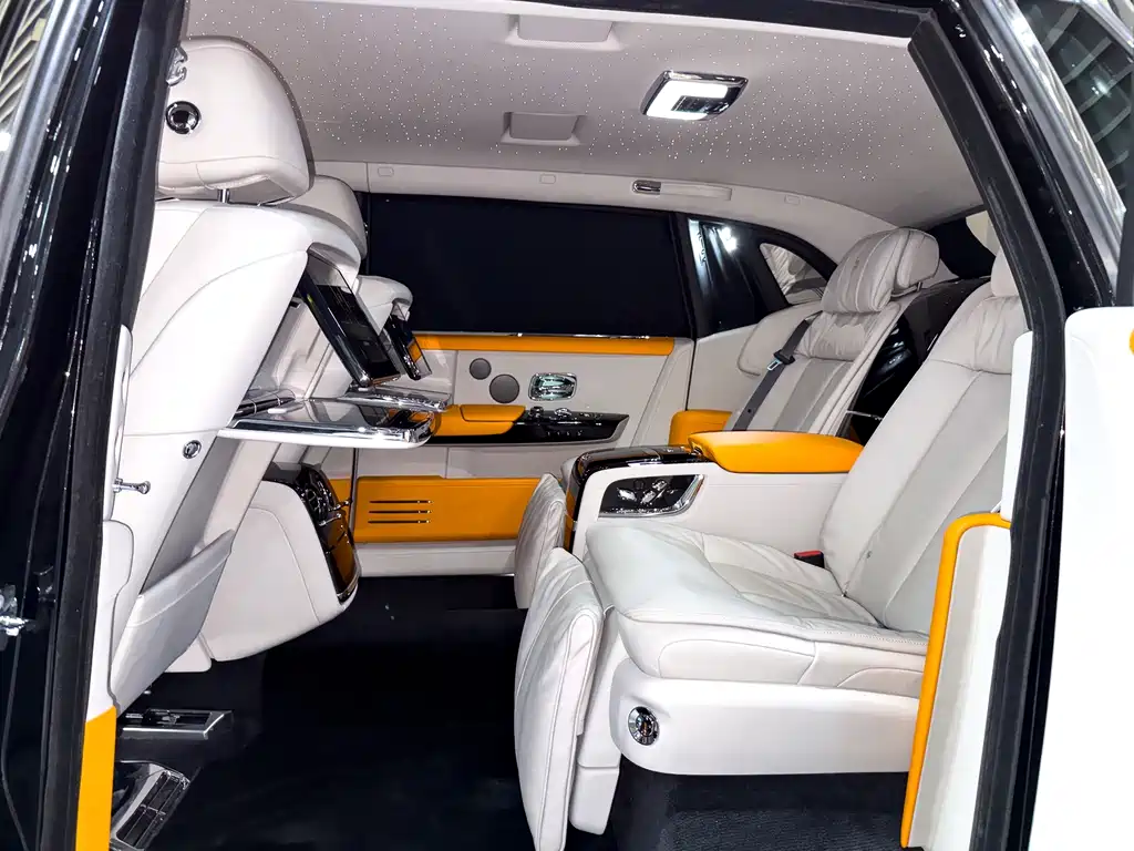 Phantom 2018 6.7T Long Wheelbase Edition