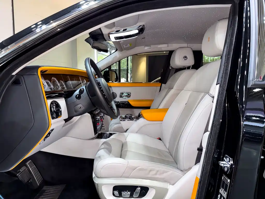 Phantom 2018 6.7T Long Wheelbase Edition