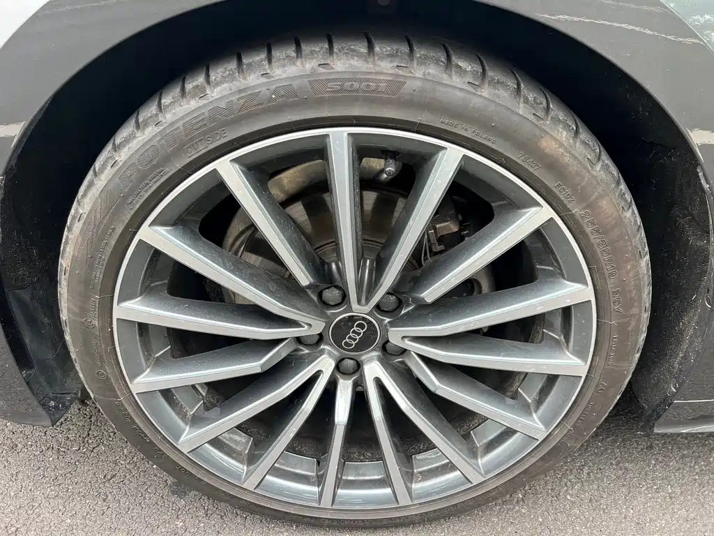 Audi A5 Import 2024 Sportback 40 TFSI quattro Luxury Dynamic Edition