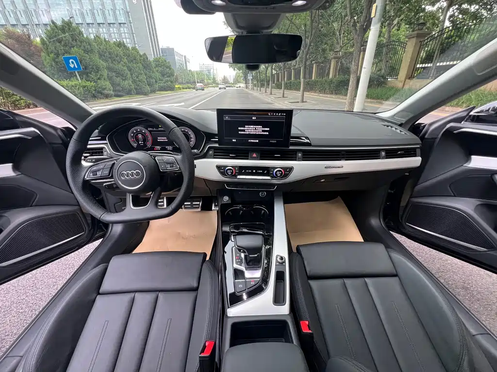 Audi A5 Import 2024 Sportback 40 TFSI quattro Luxury Dynamic Edition