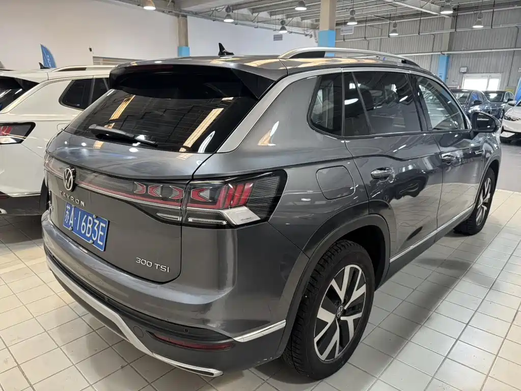 Tayron 2023 300TSI Two-Wheel Drive Luxury Plus Advanced Edition