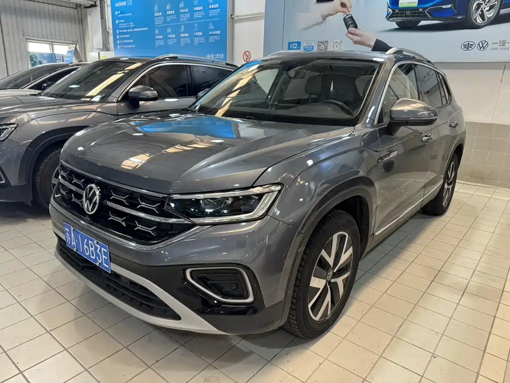 Tayron 2023 300TSI Two-Wheel Drive Luxury Plus Advanced Edition