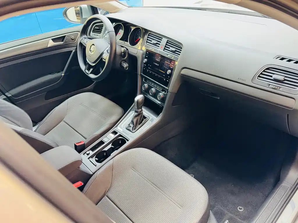Volkswagen Golf Import 2019 1.8 TSI Wagon