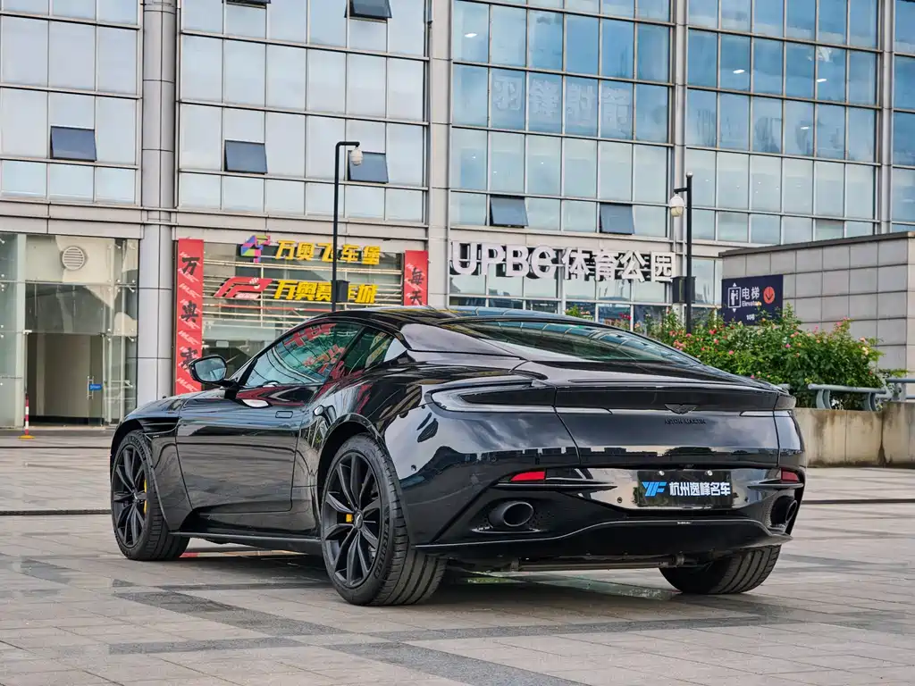 Aston Martin DB11 2019 Model 4.0T V8 Coupe