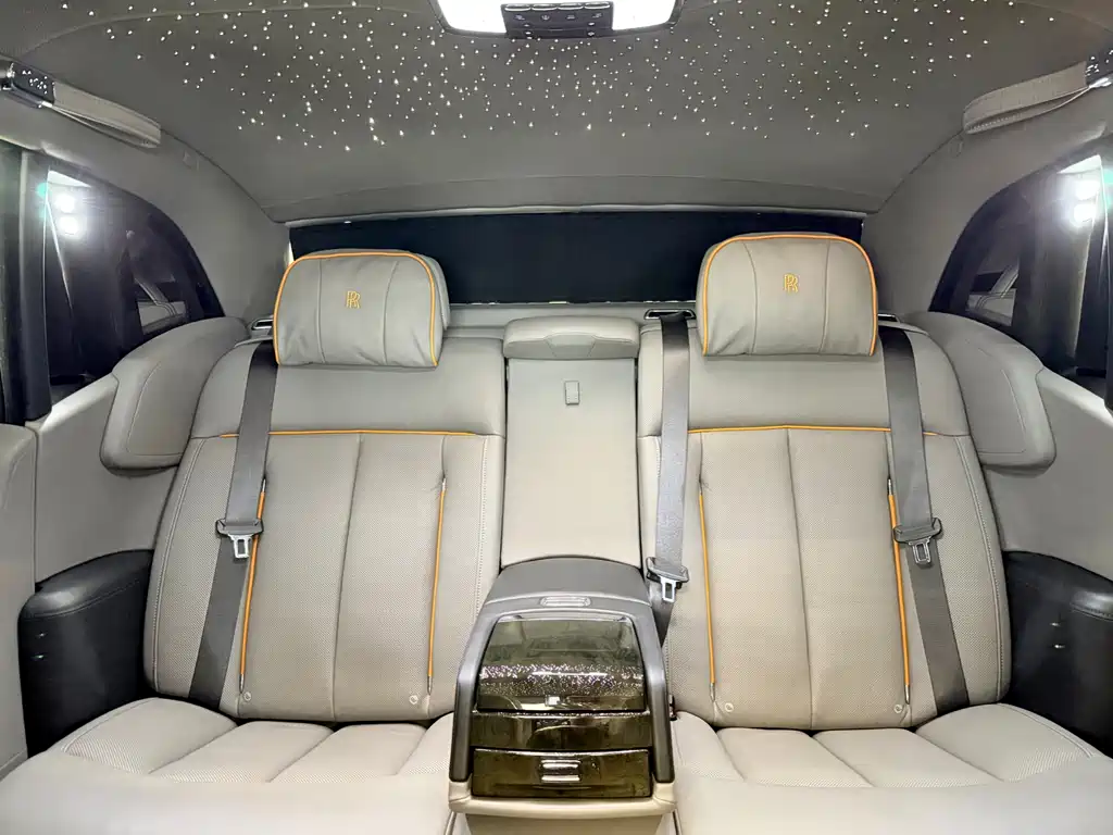 Phantom 2018 6.7T Long Wheelbase Edition