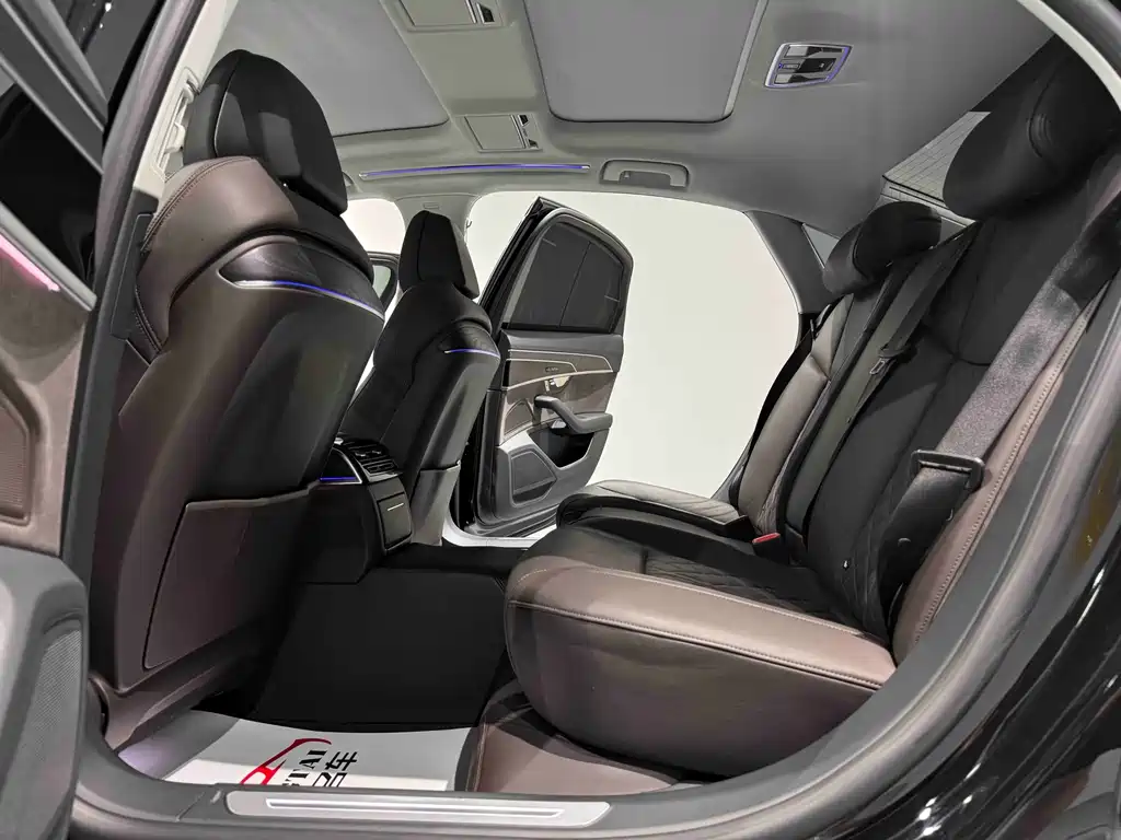 Audi A8 2022 model A8L 50 TFSI quattro Comfort Edition Collector's Edition