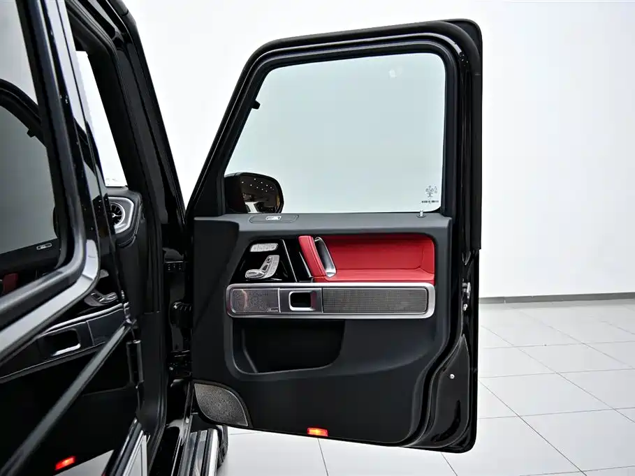 Mercedes-Benz G-Class 2023 G 500