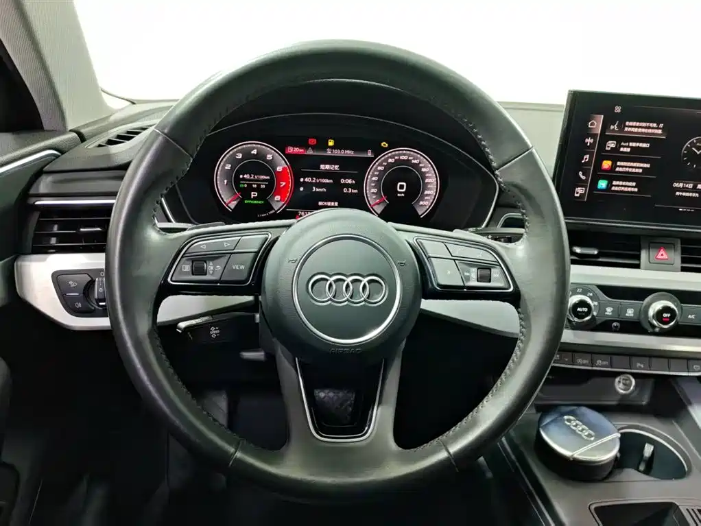 Audi A4L 2020 40 TFSI Fashion Dynamic Edition
