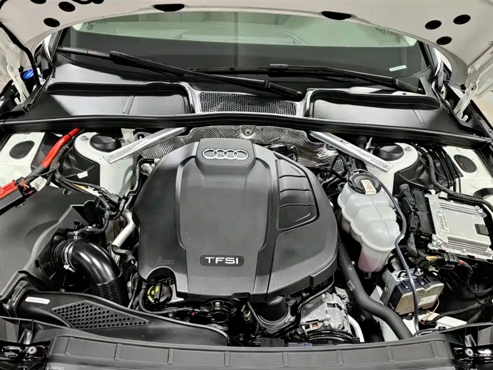 Audi A4L 2020 40 TFSI Fashion Dynamic Edition