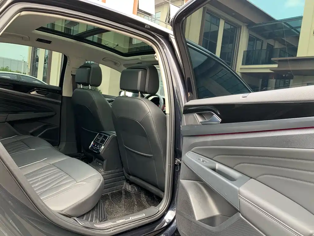 Passat 2023 330 TSI Starry Luxury Edition
