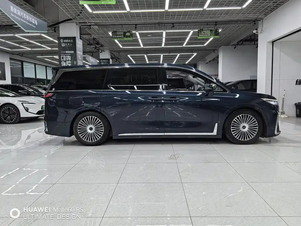 Dreamer 2025 PHEV All-Wheel Drive Flagship Kunpeng Edition