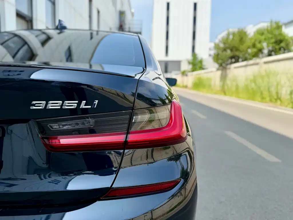 BMW 3 Series 2021 325Li M Sport Nightshade Package