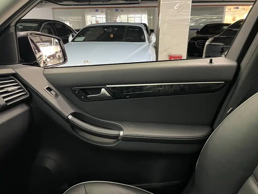 Mercedes-Benz R-Class 2017 R 320 4MATIC Business Edition Limited Edition