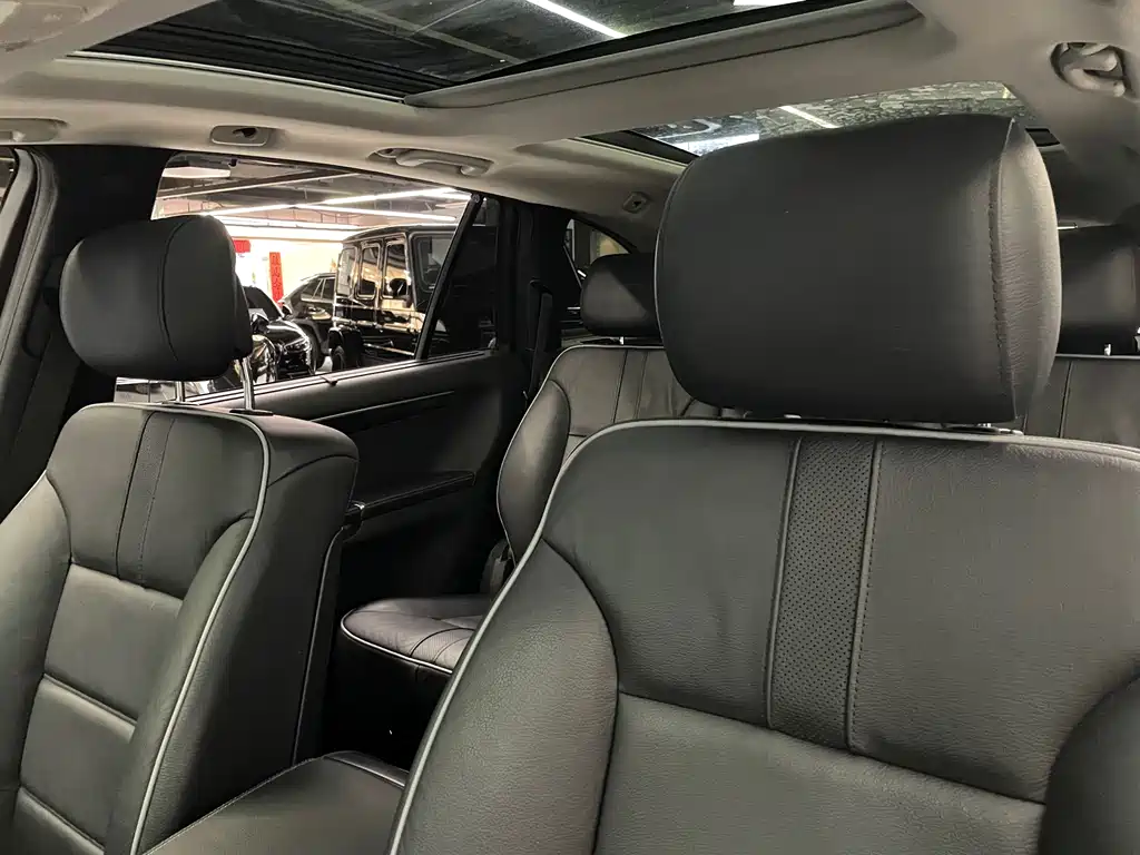 Mercedes-Benz R-Class 2017 R 320 4MATIC Business Edition Limited Edition