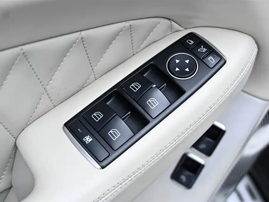 Mercedes GL Class 2014 GL 400 4MATIC Dynamic Edition