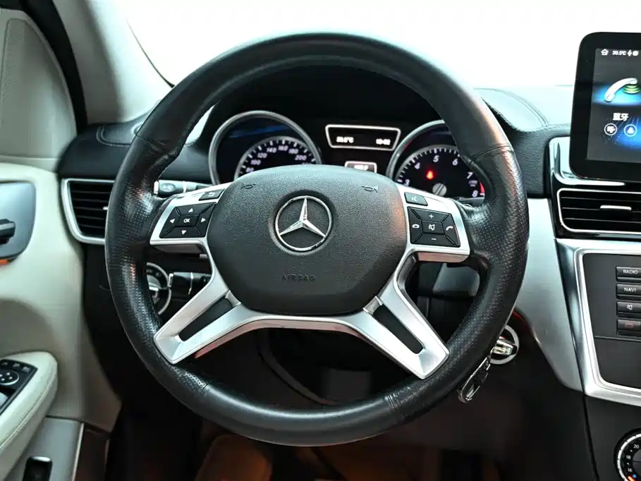 Mercedes GL Class 2014 GL 400 4MATIC Dynamic Edition