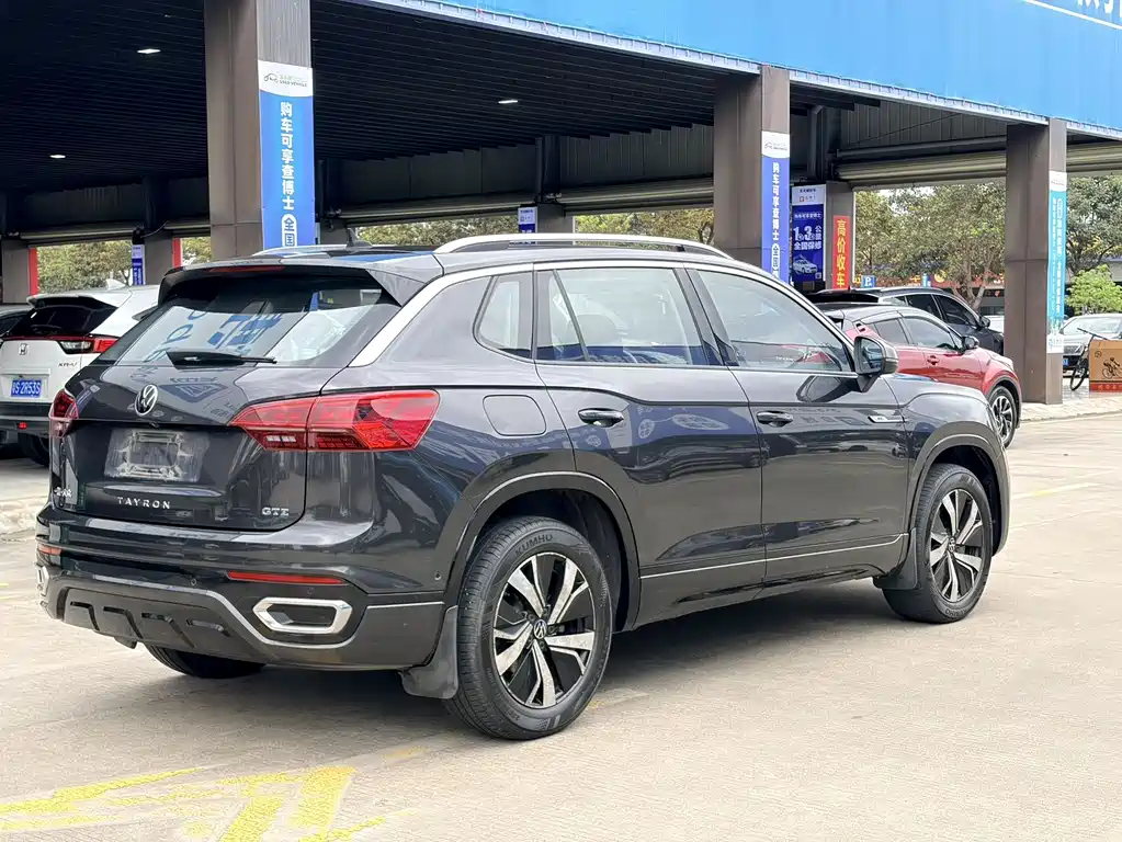 Tayron PHEV 2020 Edition 1.4T Prestige Model