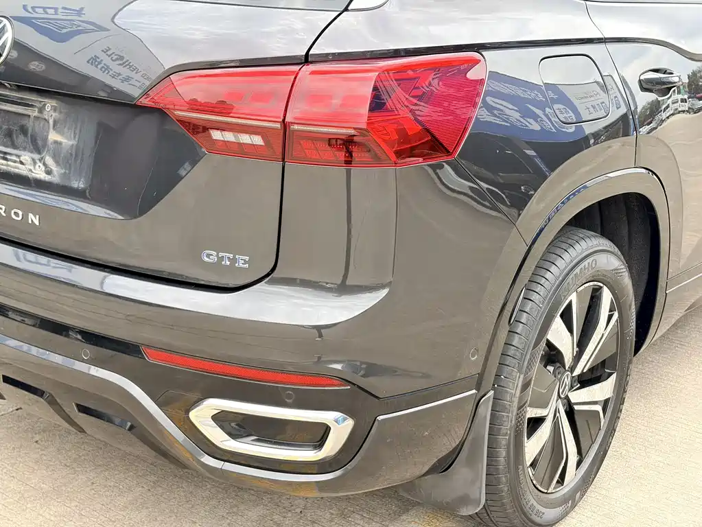 Tayron PHEV 2020 Edition 1.4T Prestige Model