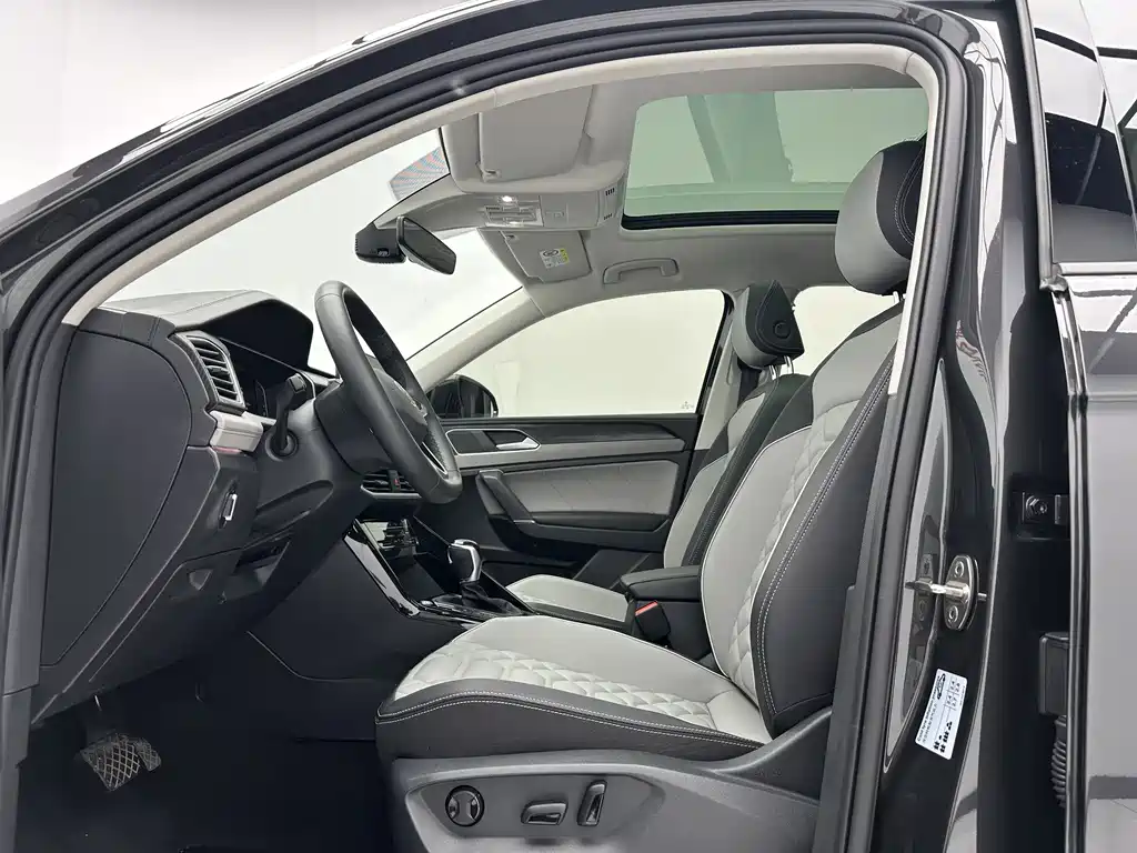 Tayron 2023 280TSI Two-Wheel Drive Luxury Plus Advanced Edition
