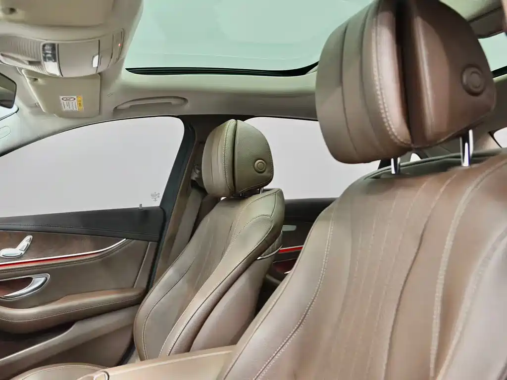 Mercedes-Benz E-Class 2023 E 260 L