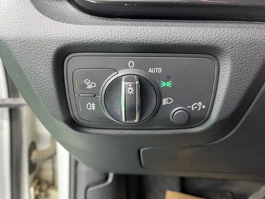 Audi A3 2020 Facelift Limousine 35 TFSI Sportline Euro VI