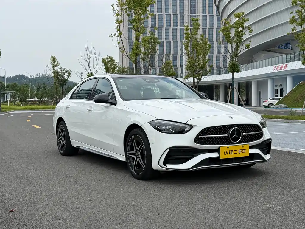 Mercedes-Benz C 2025 C 260 L Night Motion Edition