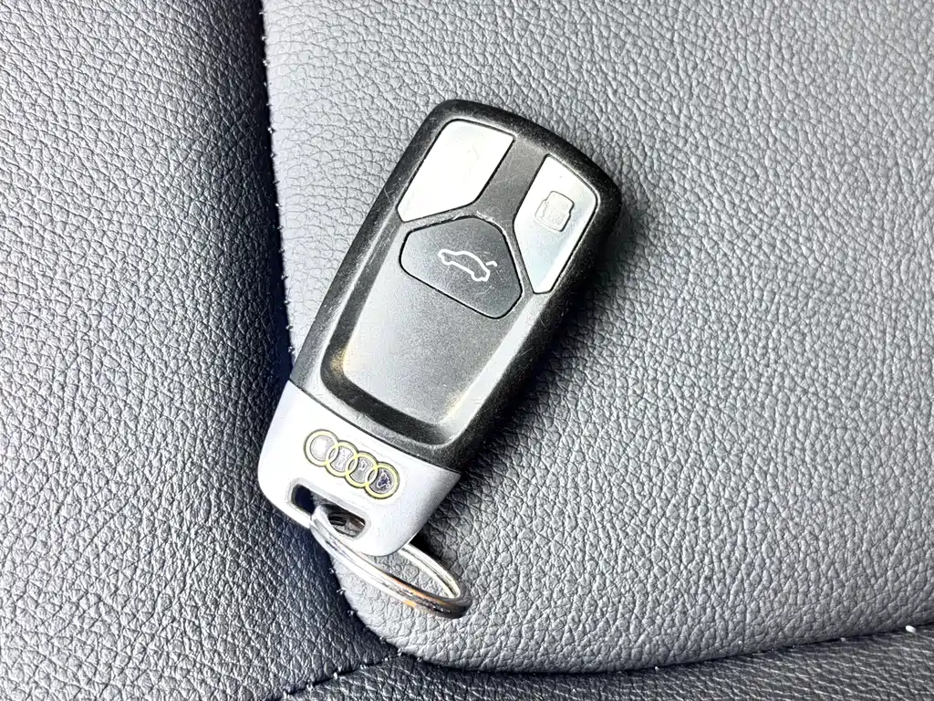 Audi Q5L 2018 40 TFSI Enjoy Advance Edition National V