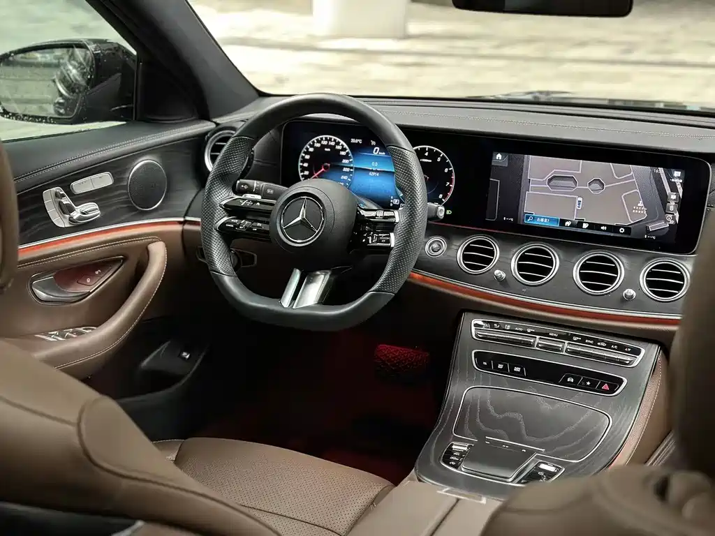 Mercedes-Benz E-Class 2022 Facelift 3 E 300 L Sporty and Stylish Edition