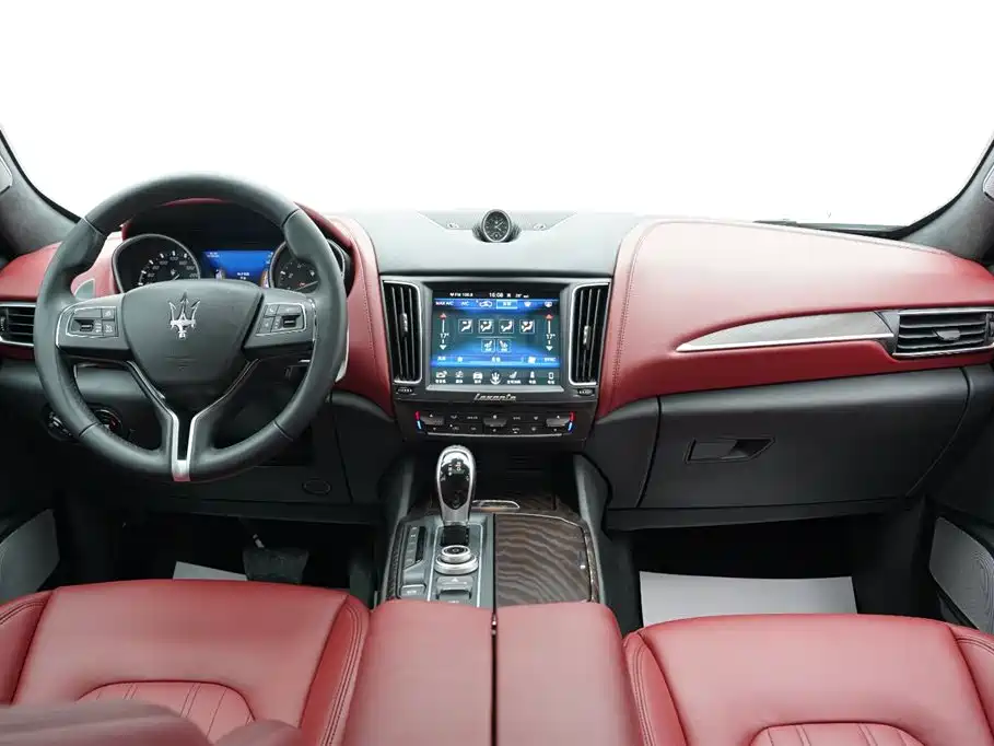 Levante 2018 3.0T Standard Edition
