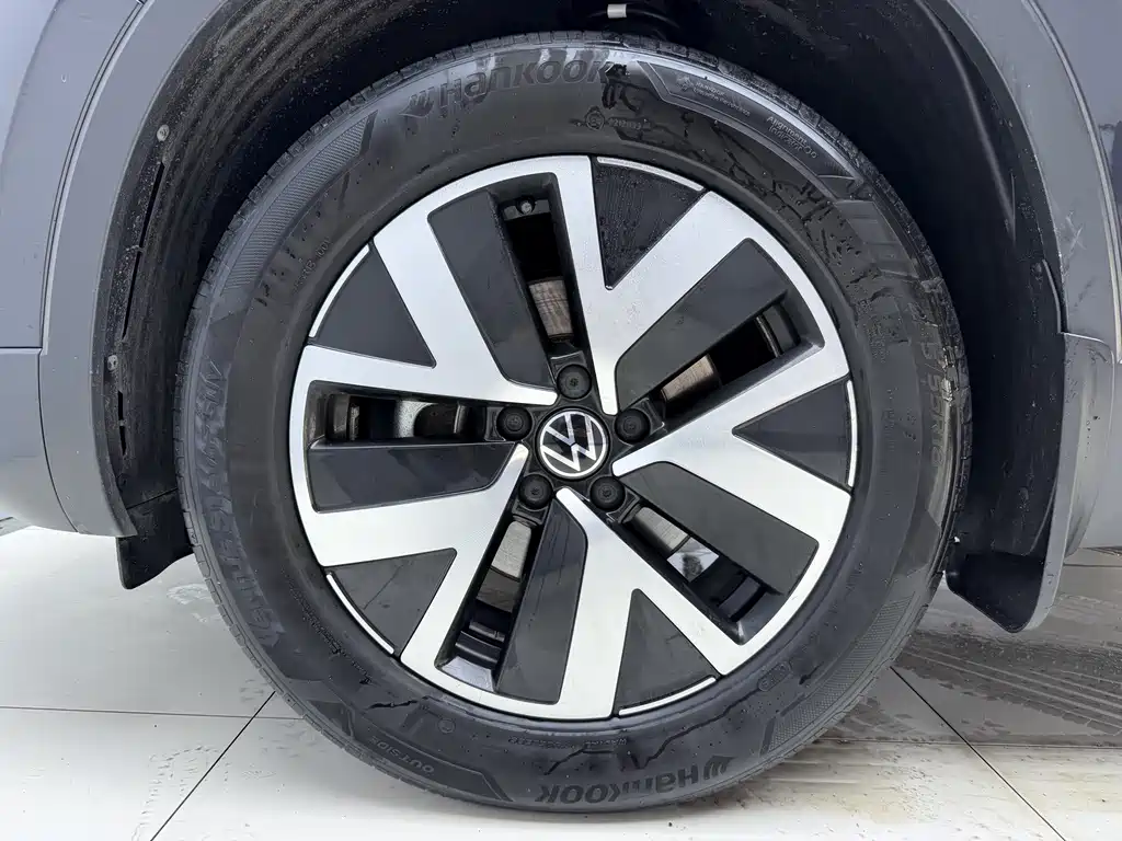 Tayron 2023 280TSI Two-Wheel Drive Luxury Plus Advanced Edition