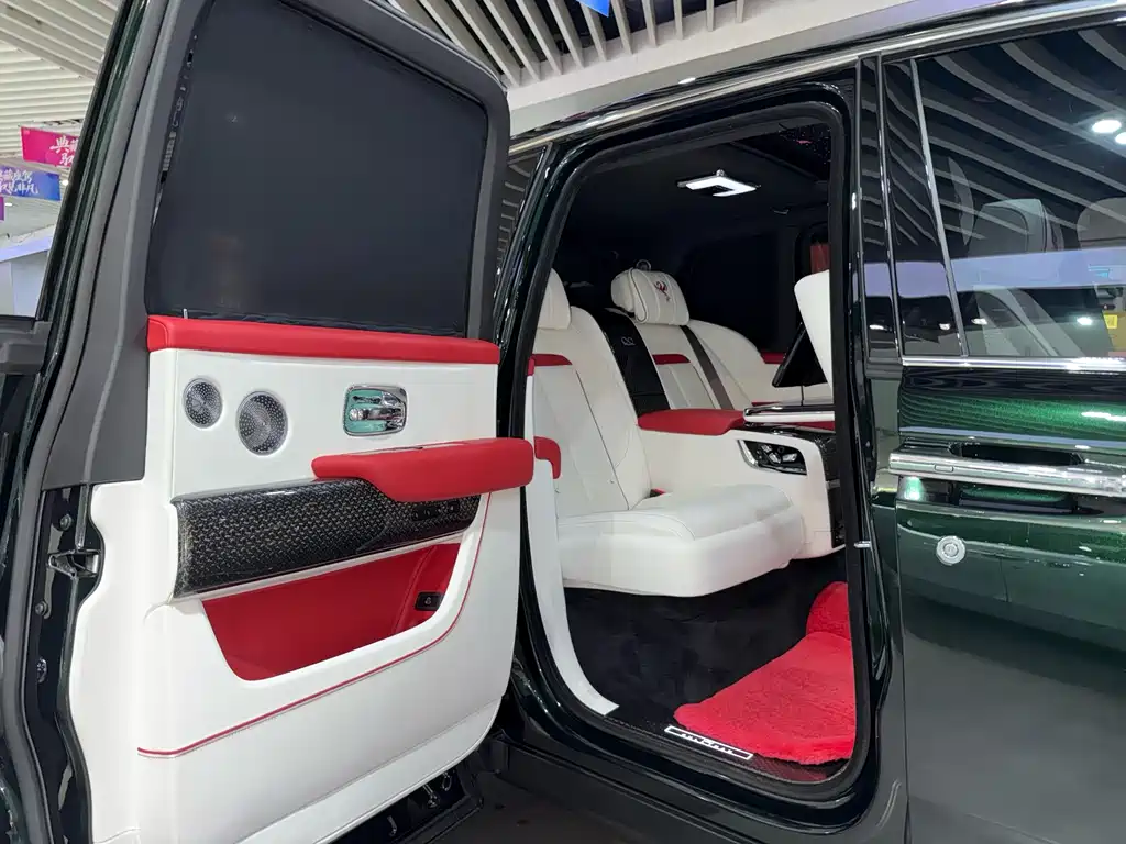Cullinan 2018 4-seater Edition