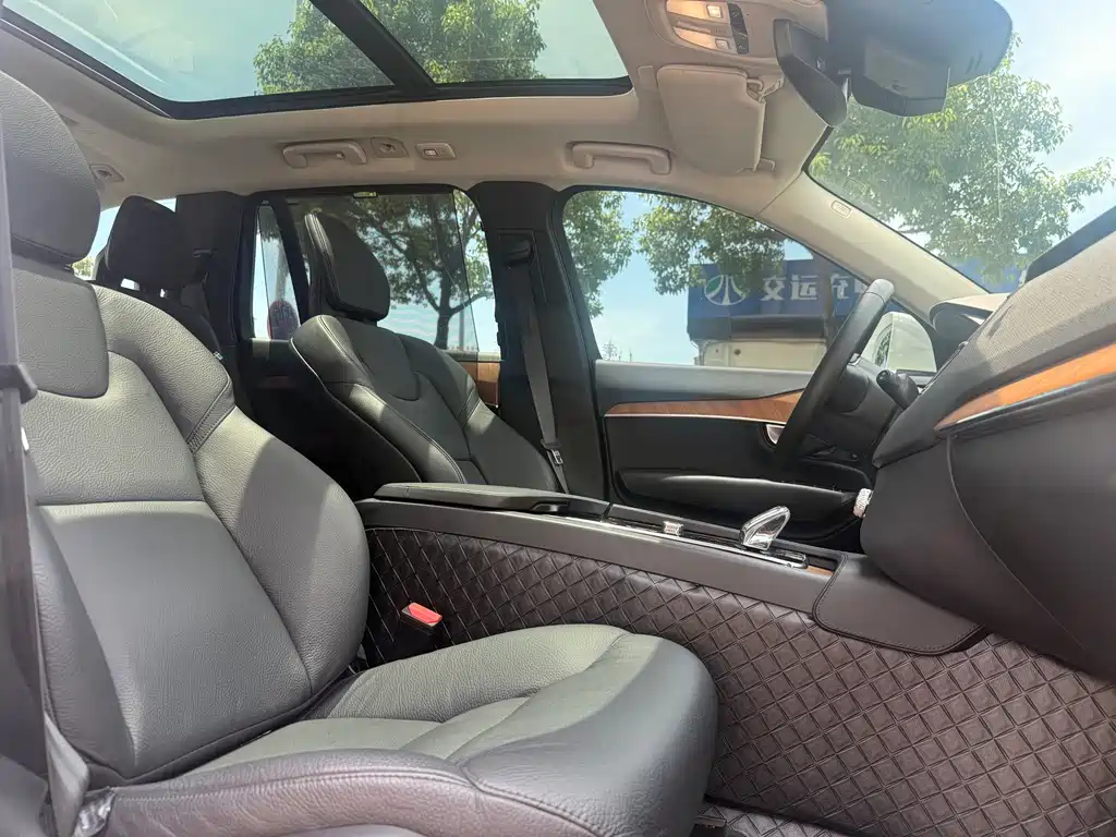 Volvo XC90 2025 B6 Intelligent Luxury Edition 7-seater