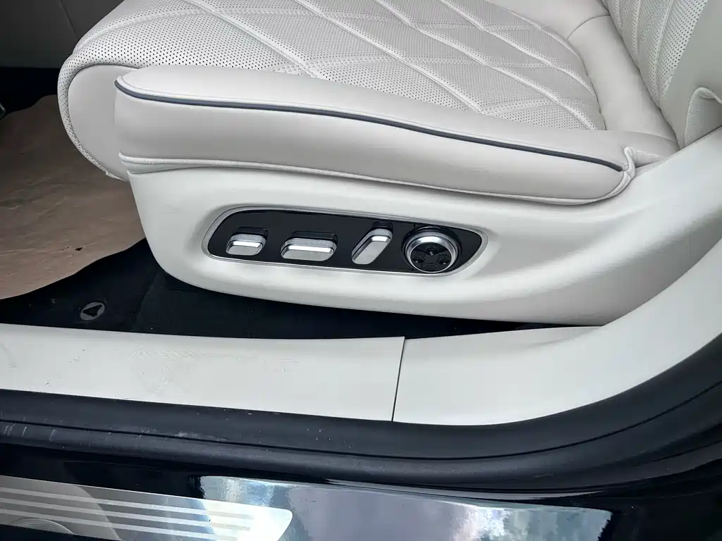 Xinjie S9 2025 Edition Range-Extended Ultra