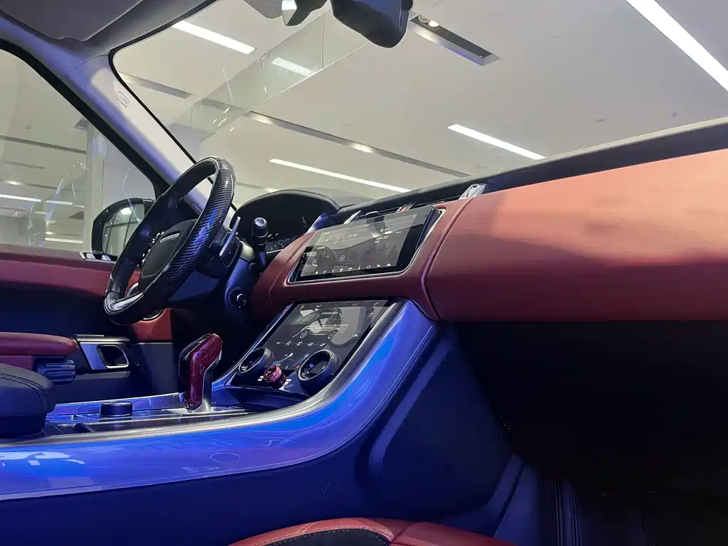Range Rover Sport 2021 3.0 L6 Vogue Black Edition