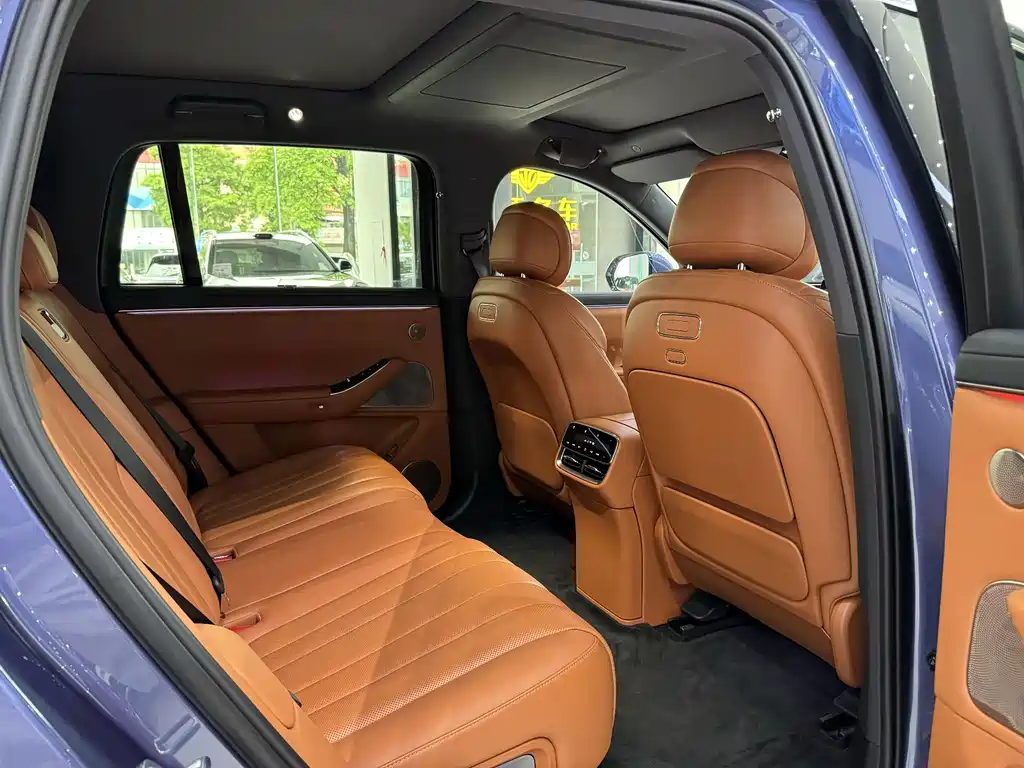 Askun M7 2026 Edition Range-Extended Ultra Four-Wheel Drive 5-Seater 192-line LiDAR