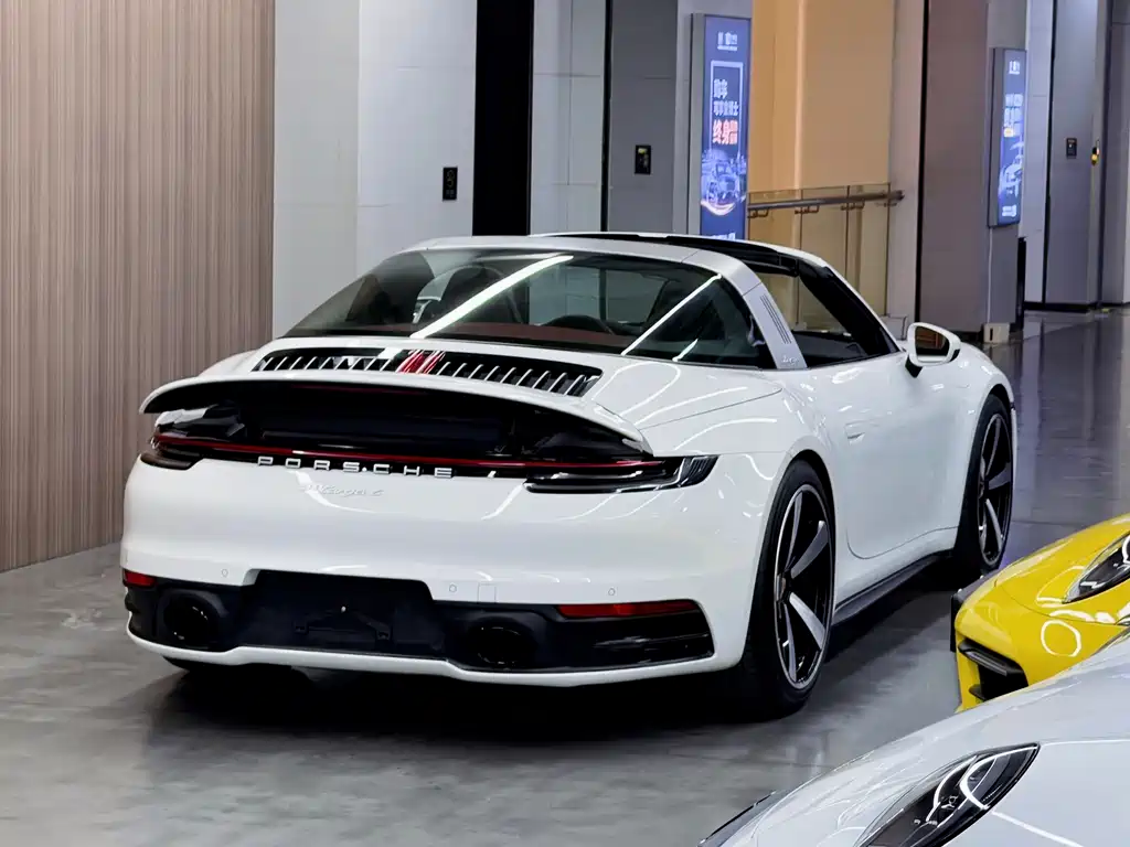 Porsche 911 Targa 4 3.0T 2023