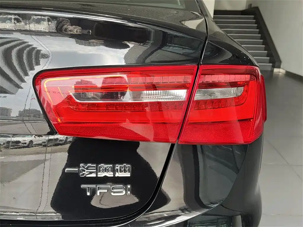 Audi A6L 2015 Edition TFSI Commemorative Intelligent Leadership Model