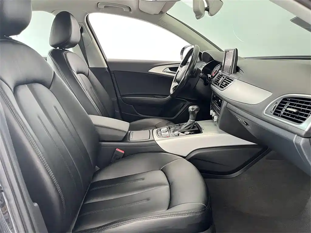 Audi A6L 2015 Edition TFSI Commemorative Intelligent Leadership Model