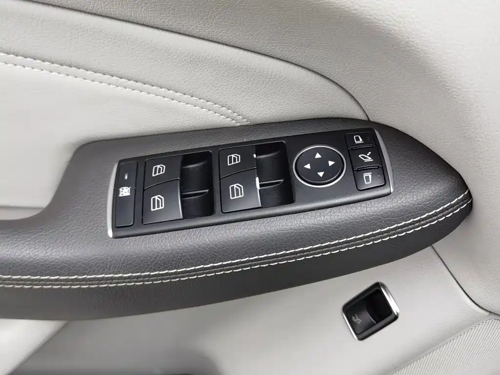 Mercedes M-Class 2014 ML 320 4MATIC