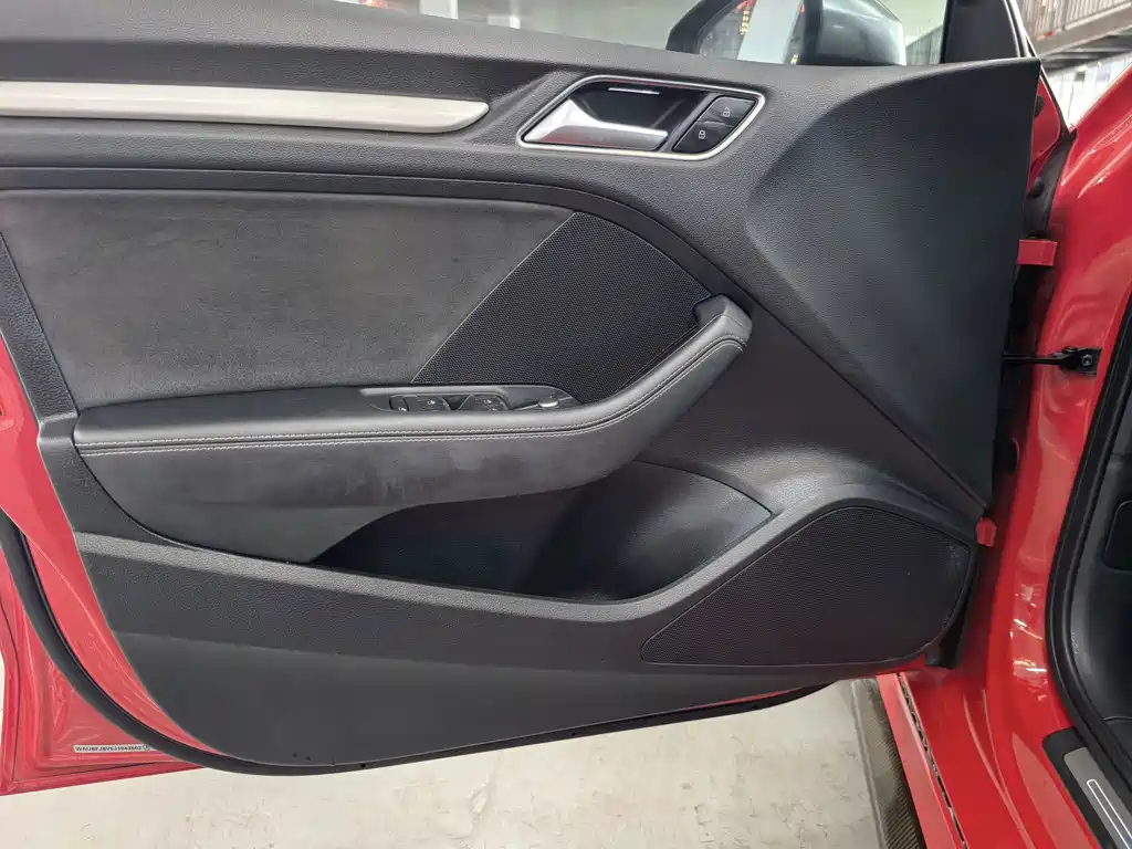 Audi S3 2017 Facelift S3 2.0T Limousine