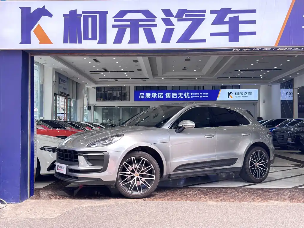 Macan 2022 2.0T