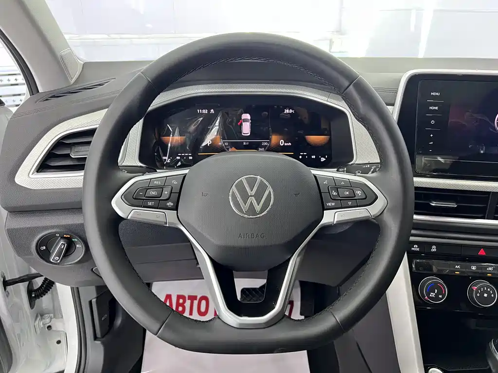 T-ROC 2023 280TSI DSG Two-Wheel Drive Time Version