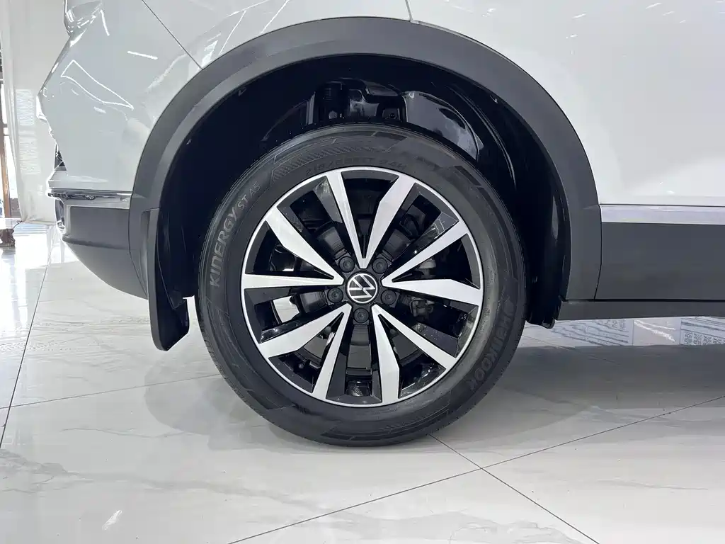 T-ROC 2023 280TSI DSG Two-Wheel Drive Time Version