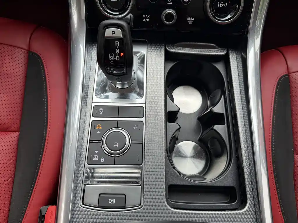 Range Rover Sport 2018 3.0 SC V6 HSE Dynamic