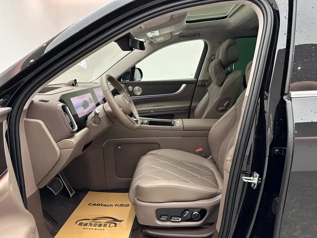 SUV M9 2025 Edition Range-Extended Ultra Version 52kWh 6-Seat Version 192-line LiDAR