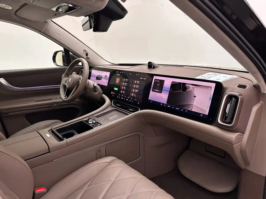 SUV M9 2025 Edition Range-Extended Ultra Version 52kWh 6-Seat Version 192-line LiDAR