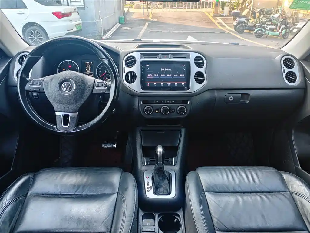 Tiguan 2015 1.8TSI Automatic 2WD Comfort Edition