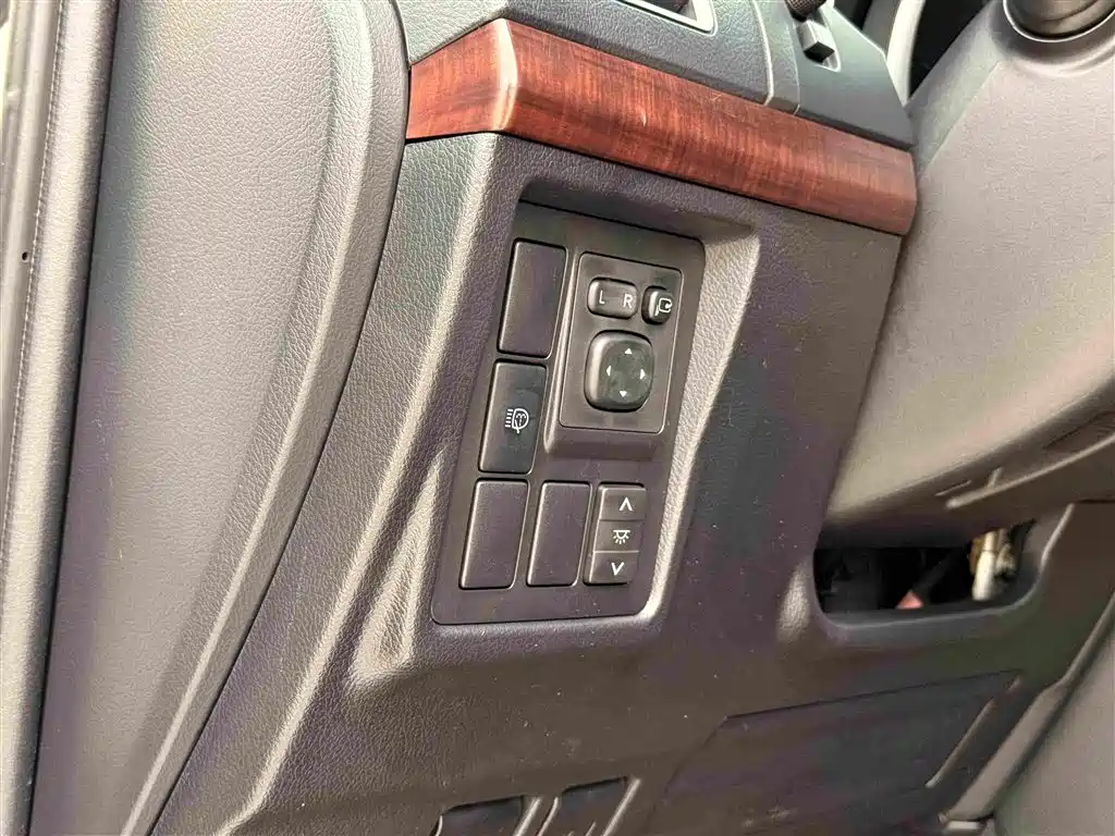 Prado 2016 3.5L Automatic TX-L