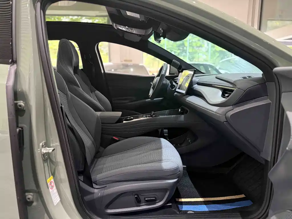 Seahorse 06 GT 2025 Edition Intelligent Driving Version 505 Sea Wave Edition